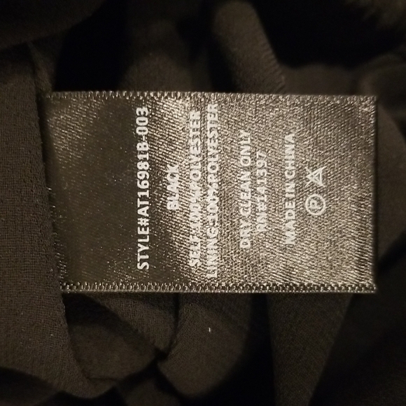 💕ASTR THE LABEL💕 Tie Waist Balloon Sleeve Top ~ Black Large L NWT - Picture 10 of 10